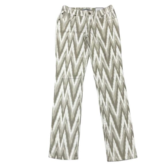 NWT Chico's Platinum Denim Tan Cream Chevron Slim Leg Pants Womens 2 - Picture 1 of 4